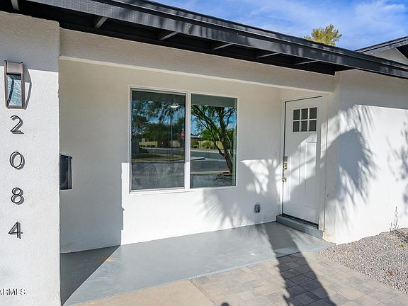 2nd image of 2084 E ELLIS Drive