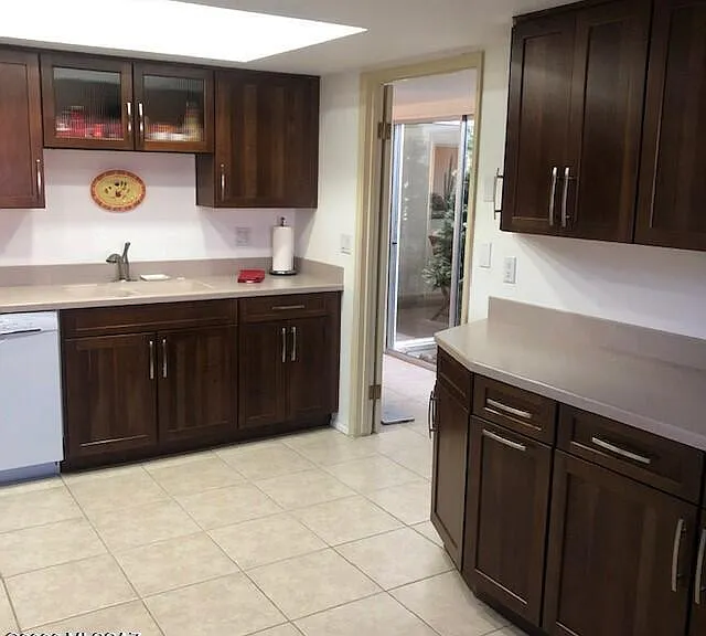 5710 N Camino Del Sol — Photo 7