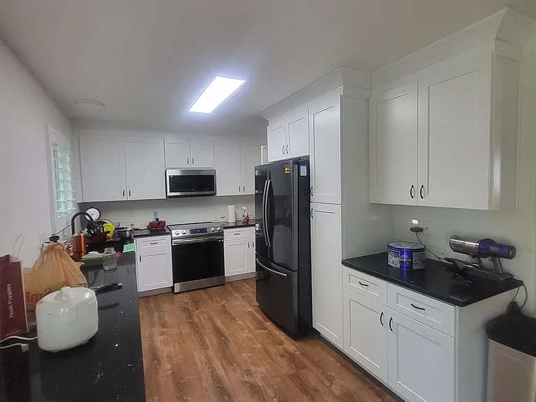 2046 California Ave #19 — Photo 3
