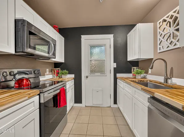 2401 N West St APT 111, Flagstaff, AZ 86004