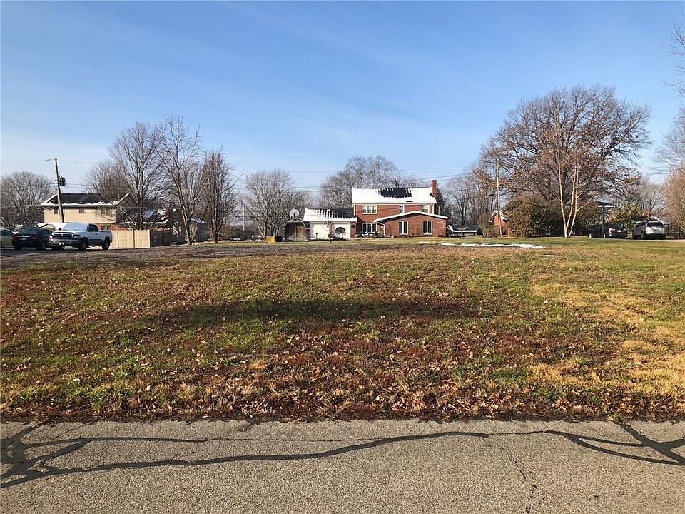 2nd image of 519 Lasher Dr