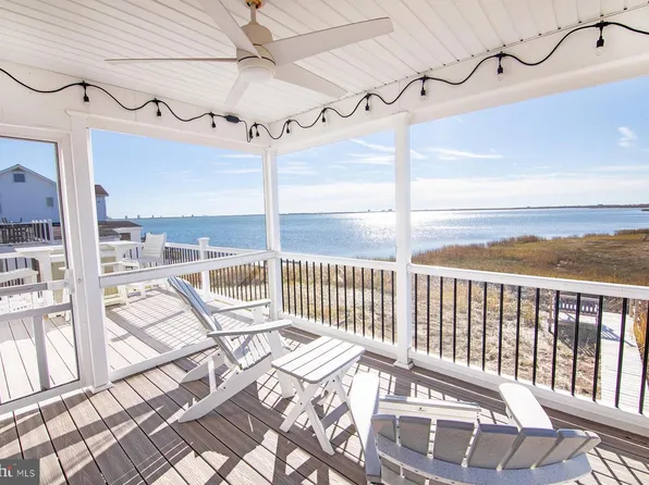 327 Oakland Ave, Pleasantville, NJ 08232