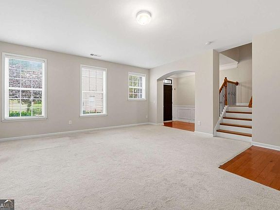 5th image of 10464 Holliwell Ct