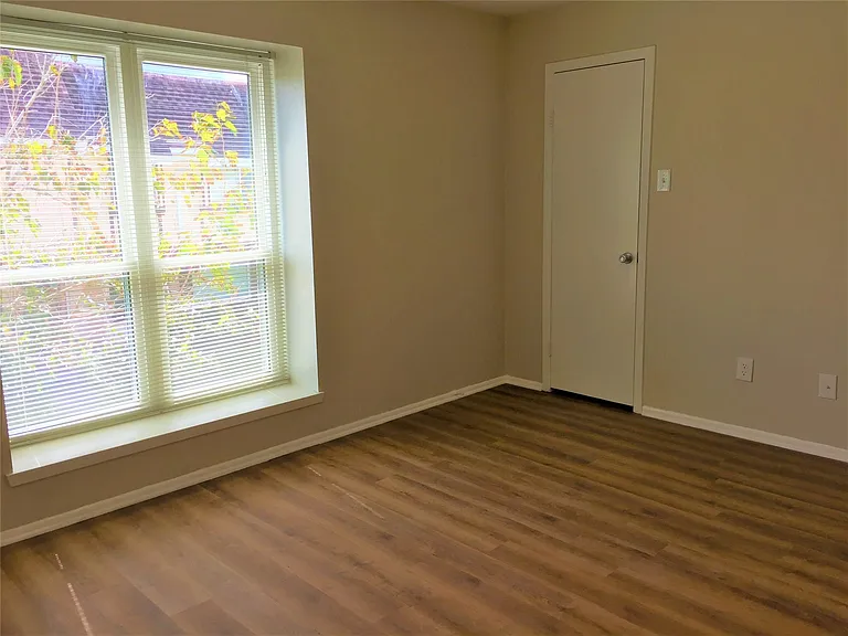 4117 Keeler Ct #4 — Photo 19