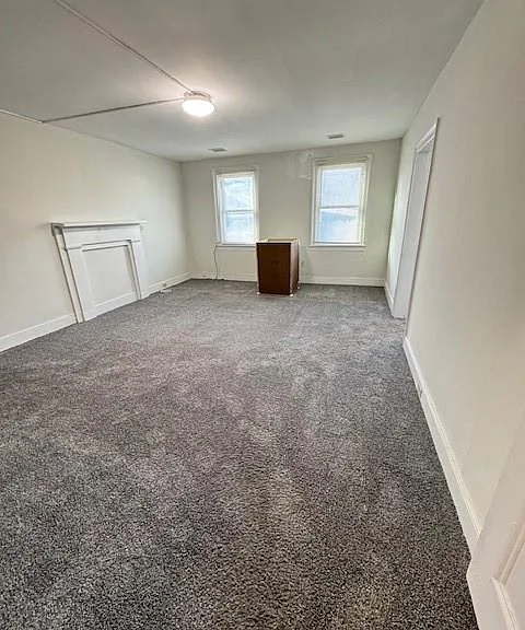 70 Main St — Photo 6