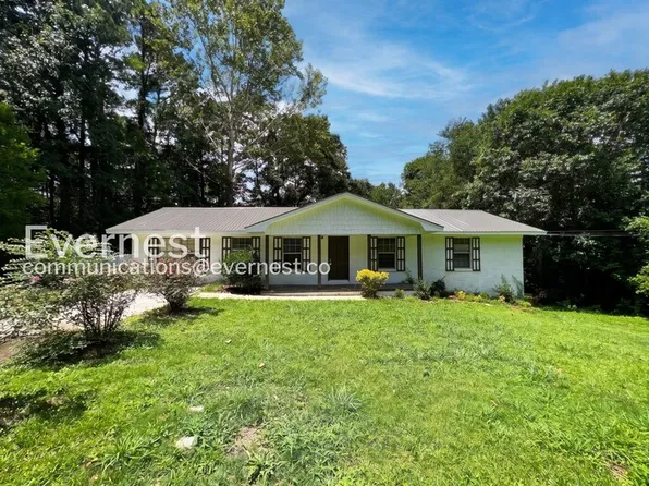 222 Rebecca Dr, Gardendale, AL 35071