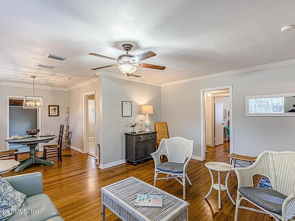 2nd image of 4256 Genoa Ave