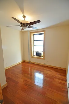 Rented by EXR | media 8