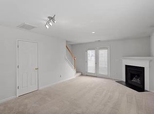 104 Winslow Ln, Clayton, NC 27527
