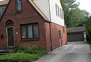 4th image of 66 Mona Dr