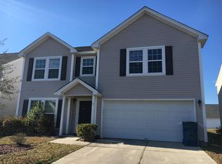 5 Blackberry Ln, Port Wentworth, GA 31407
