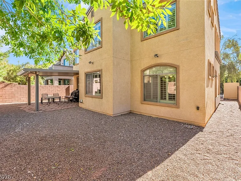 8221 Swallow Falls St — Photo 42