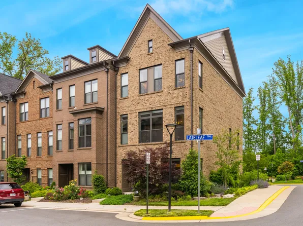4489 Lateleaf Trl, Fairfax, VA 22030