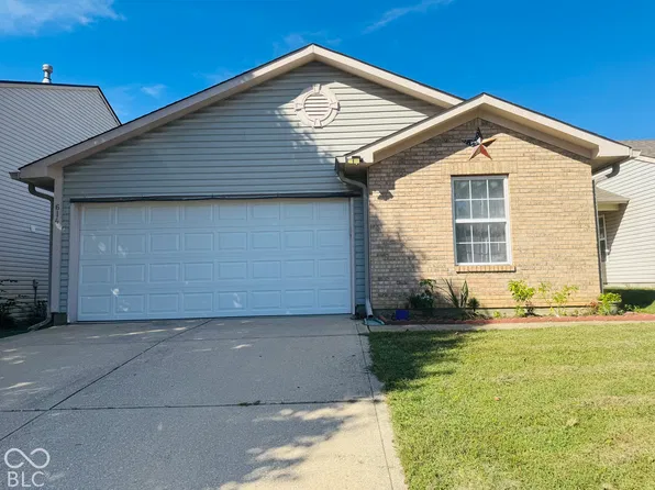 614 Deer Trail Dr, Indianapolis, IN 46217