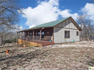 473 Crockett Ln, Luling, TX 78648