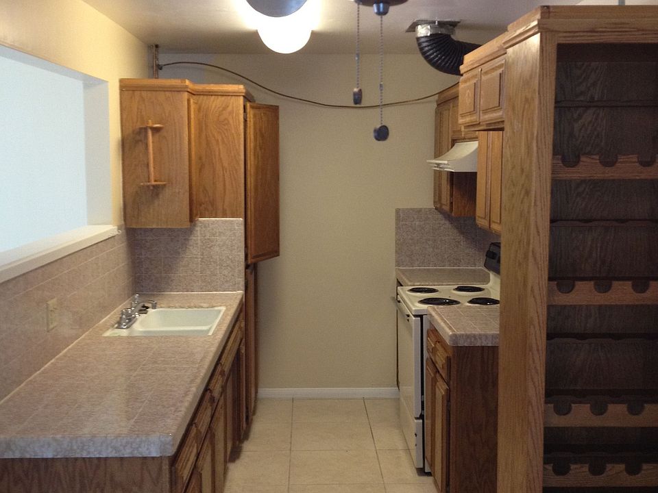 1st image of 3068 Panorama Rd APT B