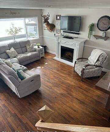 4th image of 817 Tysens Ln
