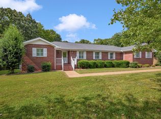 454 Powers Blvd, Waverly, TN 37185