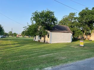 307 W Cedar St, Gunter, TX 75058