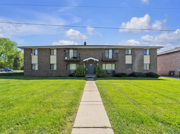 7452 North Granville ROAD, Milwaukee, WI 53224
