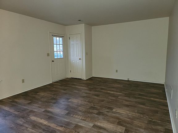 2nd image of 110 S Court St