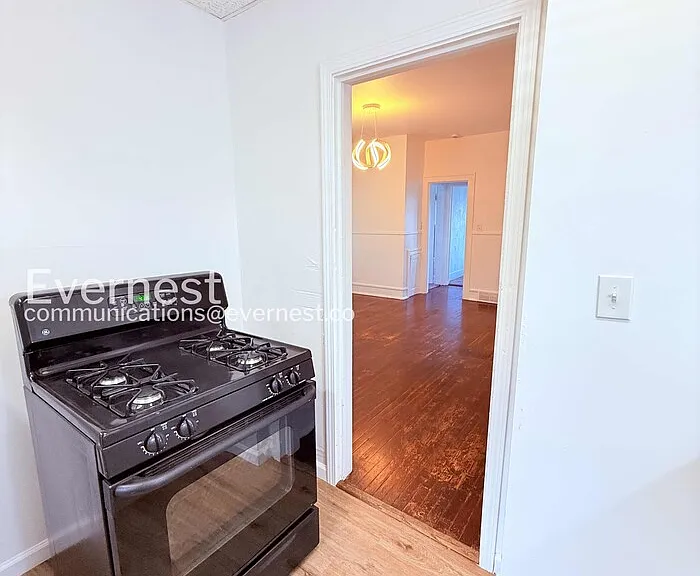 11634 Ashton Ave — Photo 3