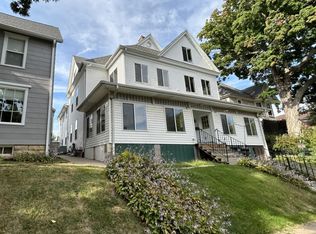 727 Fenelon Pl, Dubuque, IA 52001