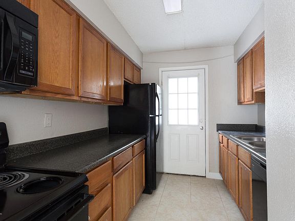 5th image of 3952 Atlantic Blvd APT C07