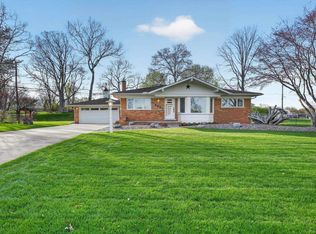 4001 Huhn Cir, Shelby Township, MI 48316