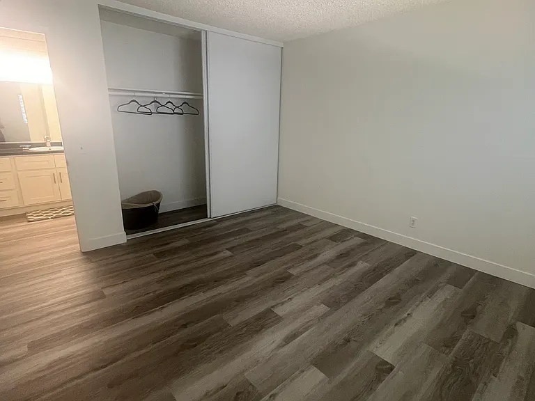 Ridgegate Apartments — Photo 33