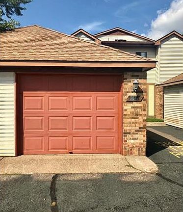 3rd image of 2047 Parkside Dr #20