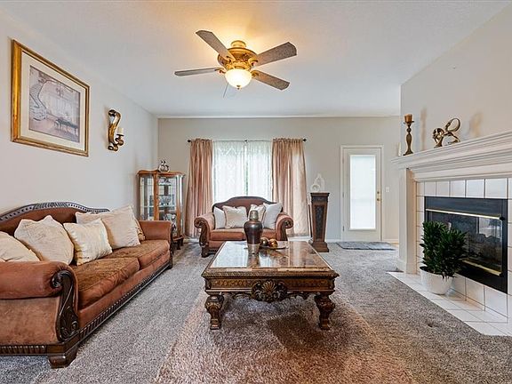 5th image of 1829 SW Twincreek Pl
