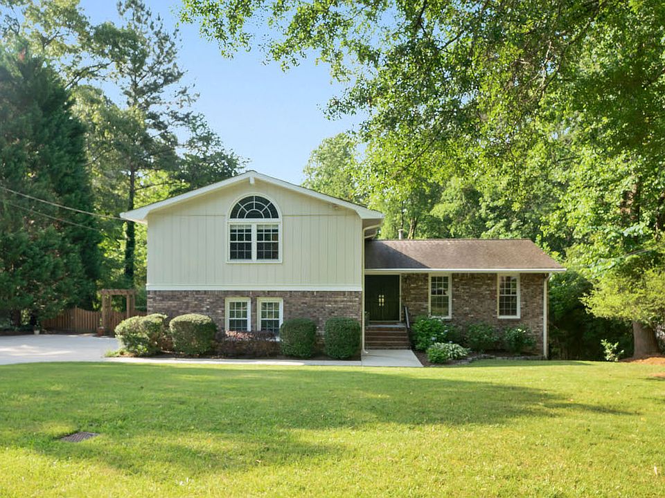1st image of 3774 Cherokee Pl SE
