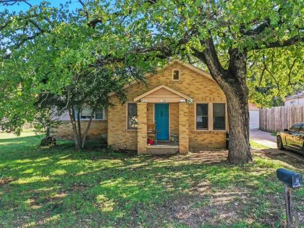 3200 Hiawatha Trl, Lake Worth, TX 76135