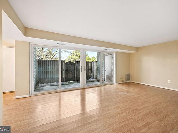 4th image of 14622 Bauer Dr APT 2