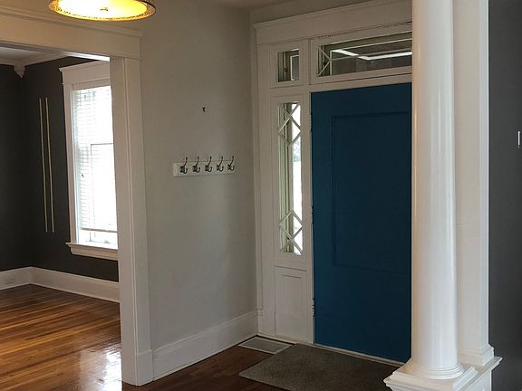 Entry way