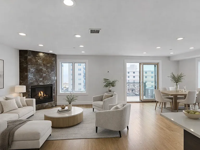 848 E Broadway #3B — Photo 5
