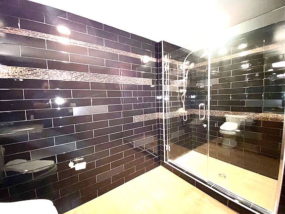 2nd image of 418 E Las Tunas Dr Unit 3C