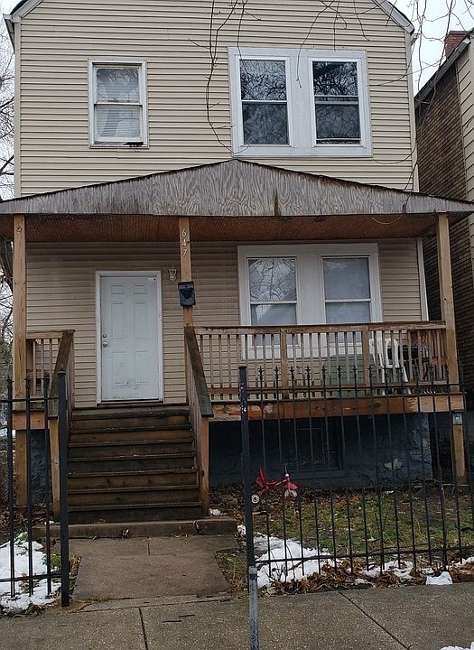 1st image of 647 N Lorel Ave
