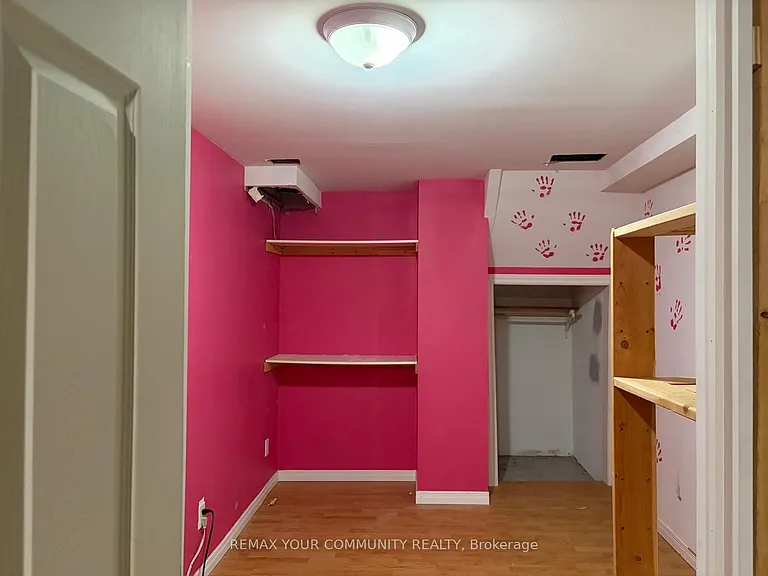 17 Daphne Cres #BASEMENT — Photo 13