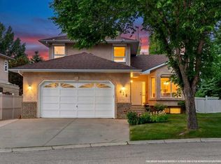416 NE Sierra Morena Pl SW, Calgary, AB T3H 2X2