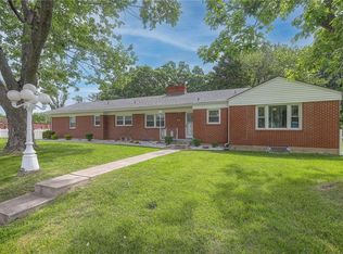 4711 Blue Ridge Blvd, Kansas City, MO 64133