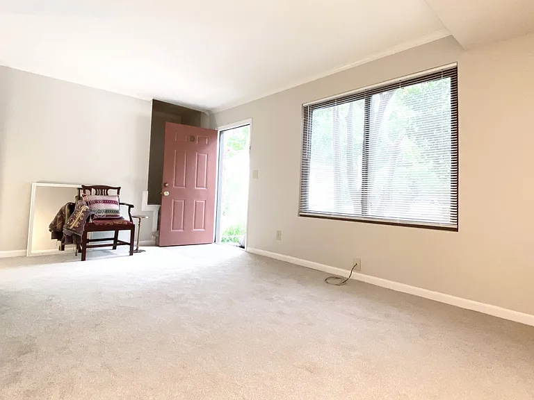 118 Greenwood Pl #D — Photo 12