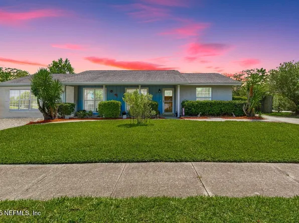 1726 E PAPAYA Drive, Orange Park, FL 32073