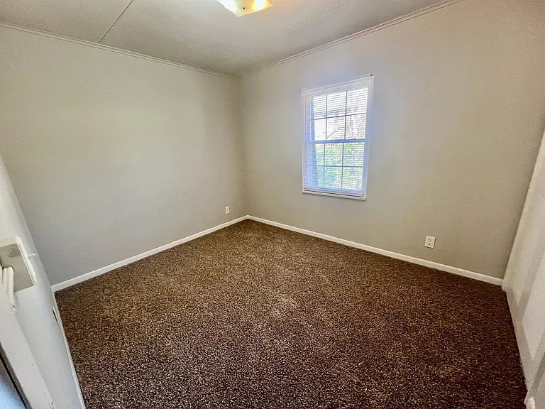 1200 Craigmont Dr — Photo 9