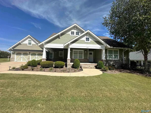 834 Oakland Dr, Gadsden, AL 35901