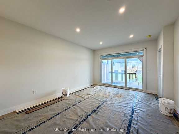4th image of 447 Ivings Dr