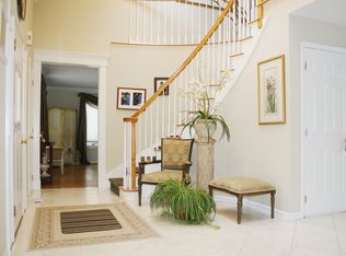 9 Orchard Hill Rd, Carmel, NY 10512