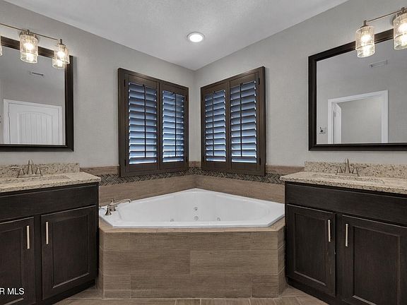 5th image of 7834 Enchanted Cliff Dr