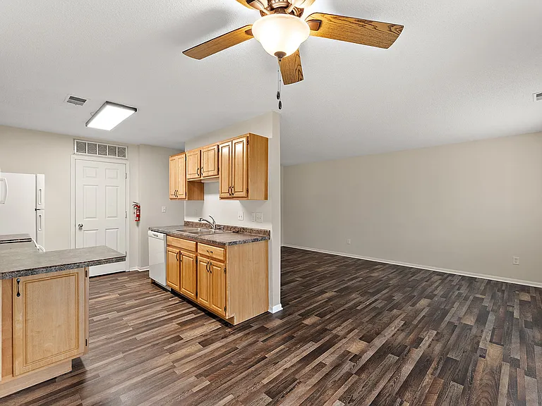 Georgetown Townhomes — Photo 35